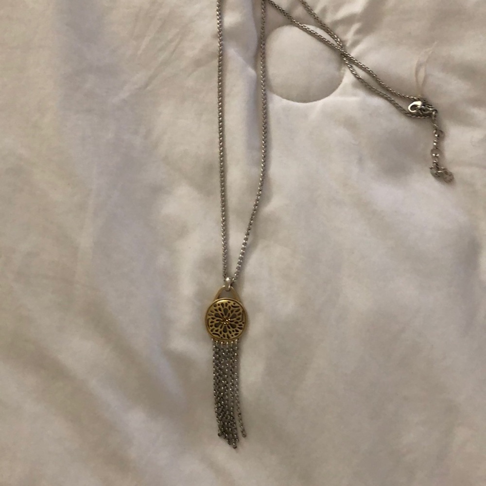 Beautiful Long necklace - Picture 2 of 3